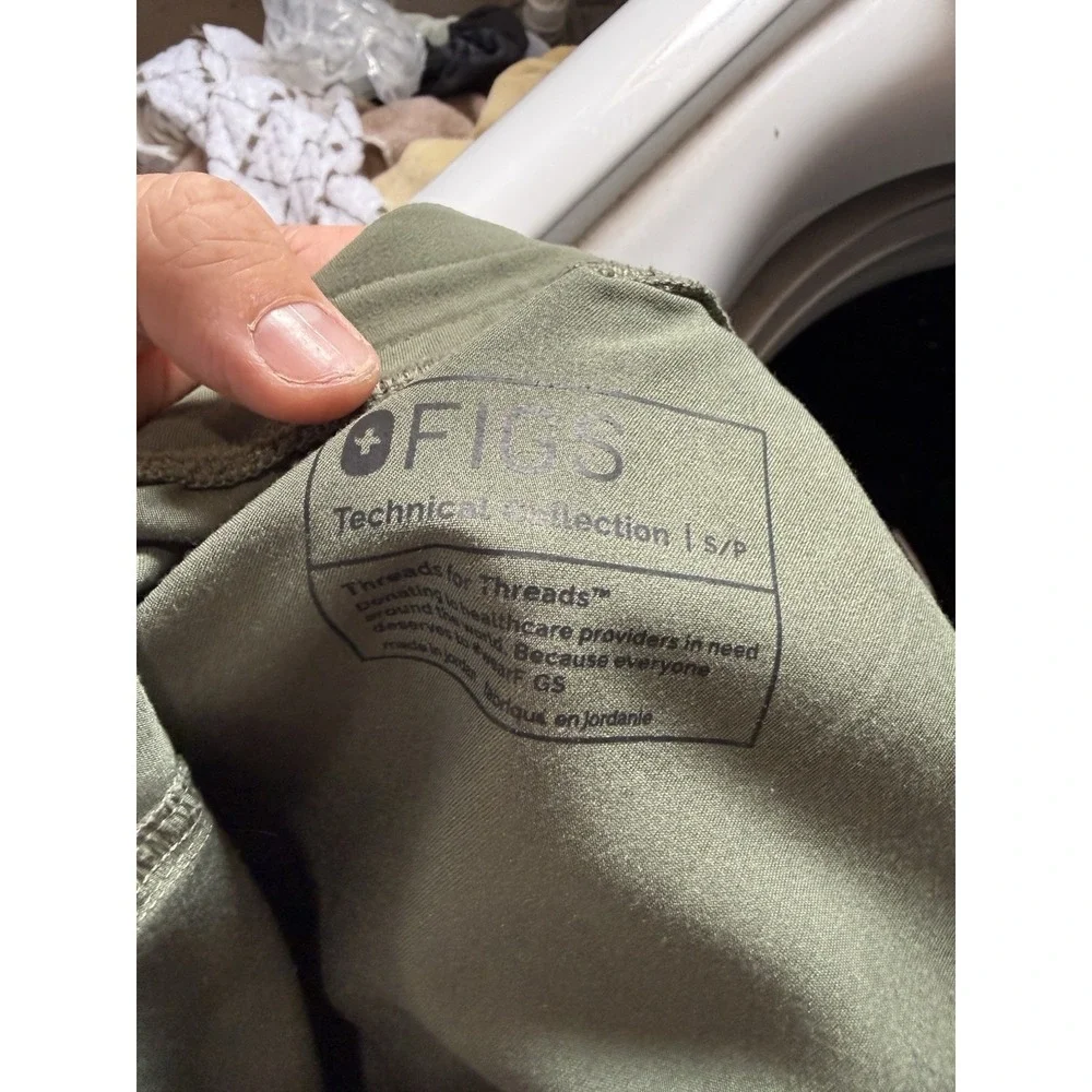 Figs Scrub Set Women Moss X/S (Small) Rafaela Oversized Top Kade Cargo Pants S/P